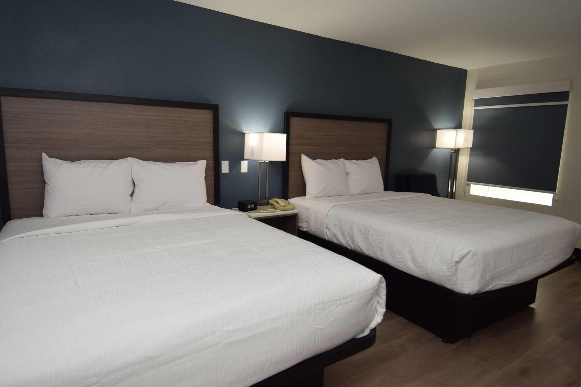 Baymont By Wyndham Batavia - Darien Lake Экстерьер фото